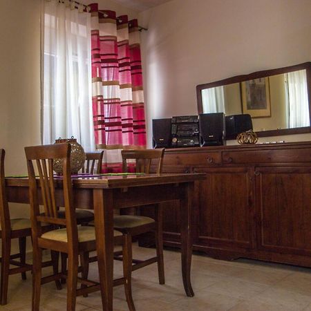 Elizabeth'S Place Heraklion  Exterior photo